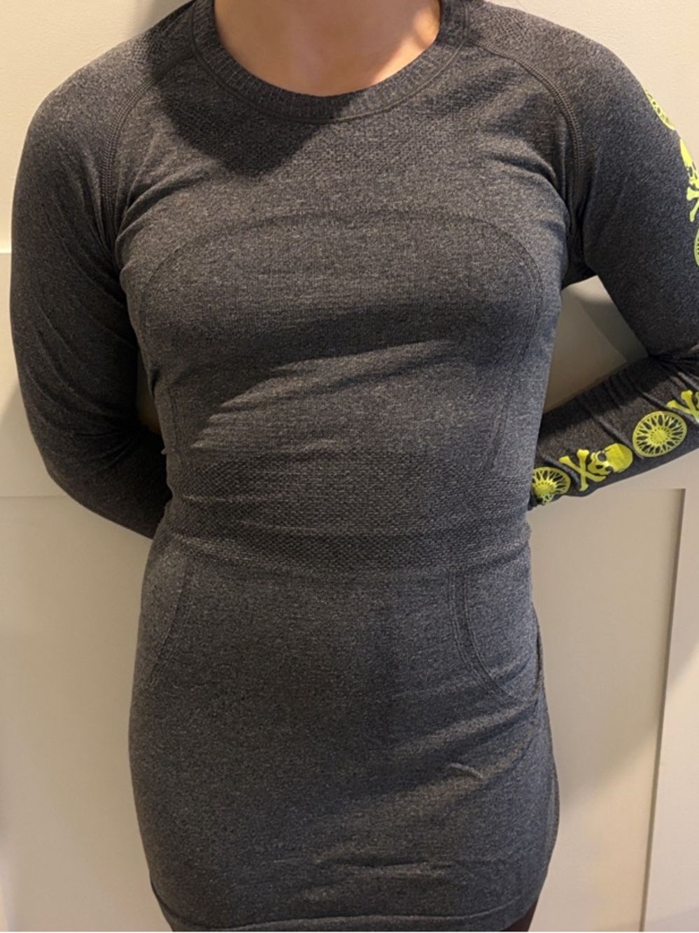 Lululemon X Soul Cycle grey swiftly long sleeve top size 6